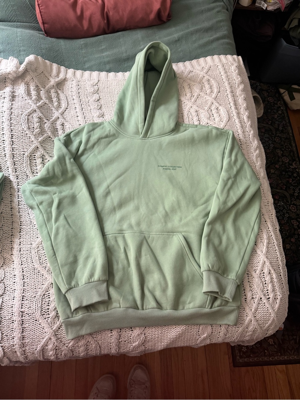 NWOT Unisex Mint Green Cozy Jogger Pants